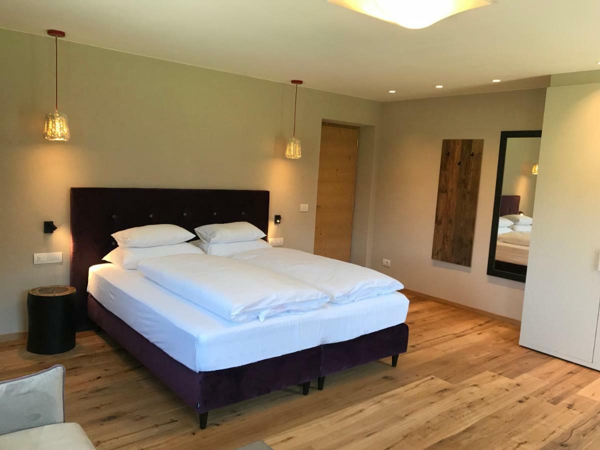 Klein Fein Hotel Zum Graf Planca di Sopra ภายนอก รูปภาพ